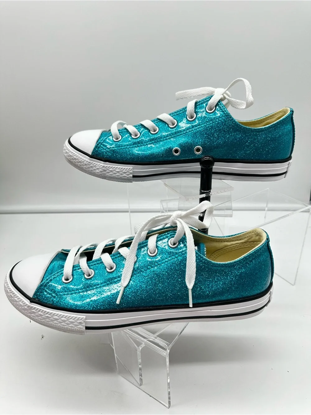 Converse Chuck Taylor All Star blue glitter sneakers brand new women’s size 6 - Picture 1 of 9